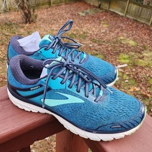 Brooks Adrenaline 18 Ladies Running Shoes Sz. 11